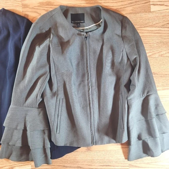 EUC Banana Republic Women's Jackets with Ruffle Sleeves, Size 6 - Picture 2 of 10